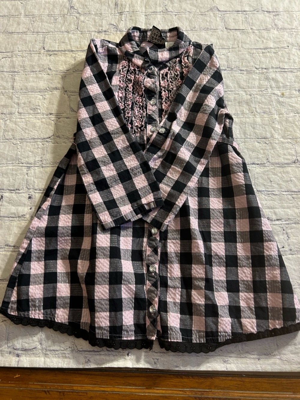 POGO CLUB OF NY COTTON WITH METALLIC PLAID BLACK AND PINK RUFFLE FRONT DRESS 7/8